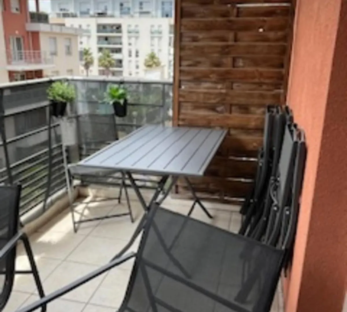 Comfortable Apartment With 2 Balconies Antibes France